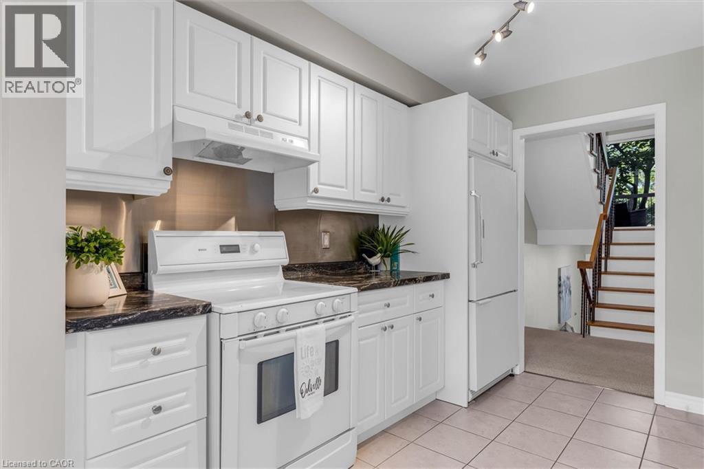 1310 Hampton Street Unit# 19, Oakville, Ontario  L6H 2S6 - Photo 6 - 40747520