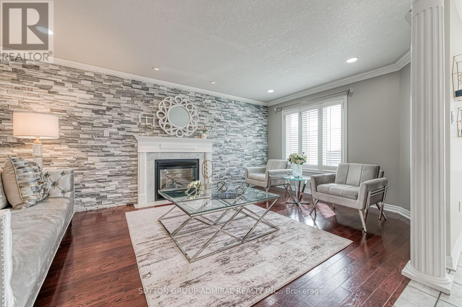 11 Saint Avenue, Bradford West Gwillimbury, Ontario  L3Z 3E6 - Photo 13 - N12411539