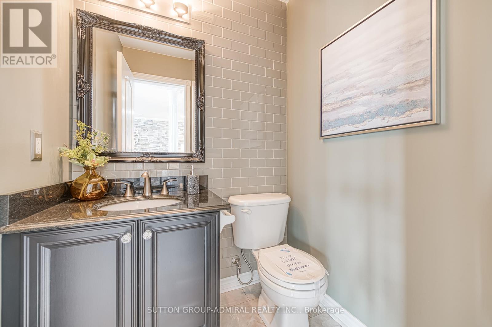 11 Saint Avenue, Bradford West Gwillimbury, Ontario  L3Z 3E6 - Photo 27 - N12411539