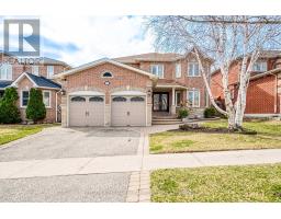 11 SAINT AVENUE, Bradford West Gwillimbury, Ontario