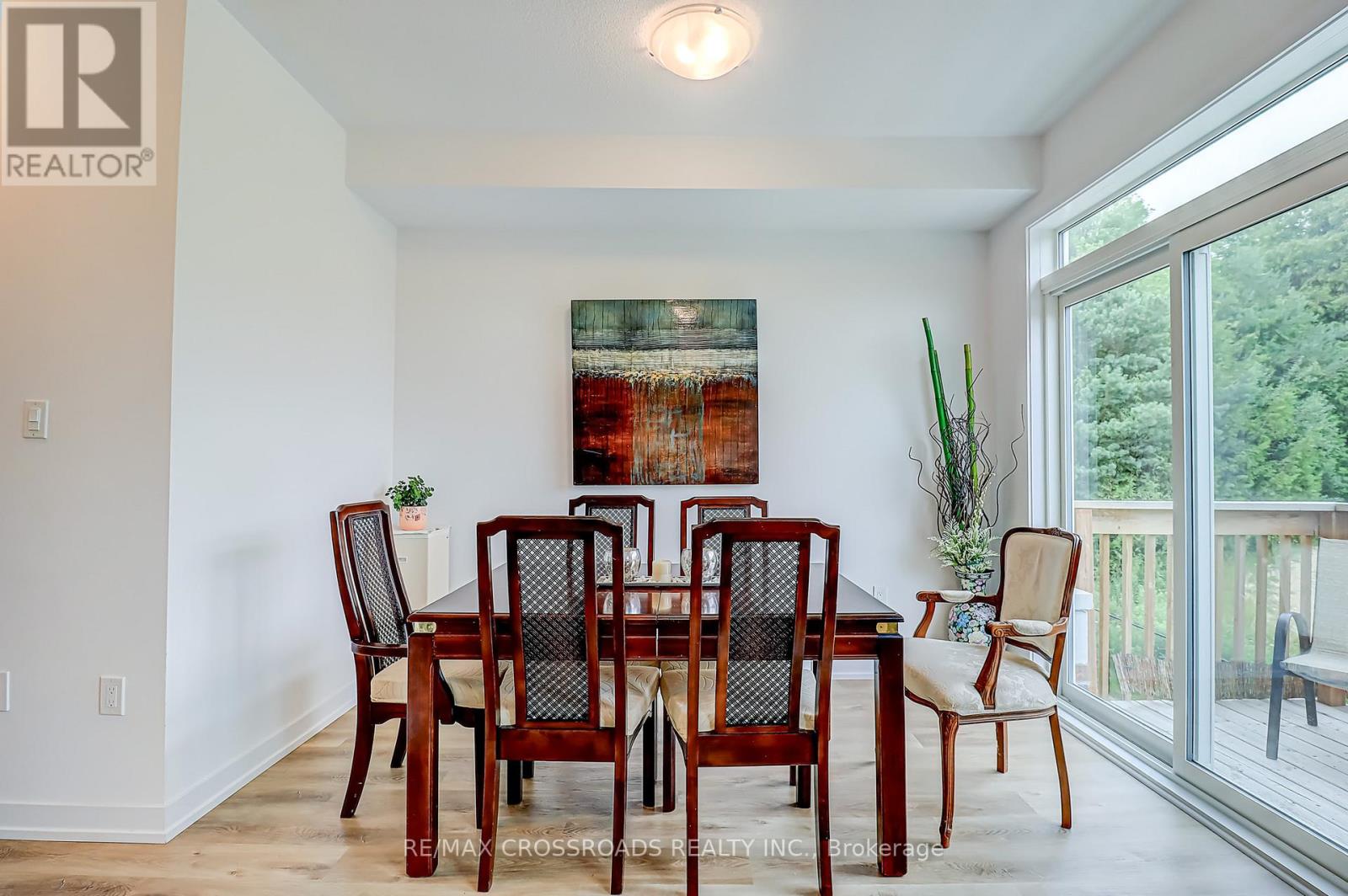 64 Lyall Stokes Circle, East Gwillimbury, Ontario  L0G 1M0 - Photo 14 - N12411595