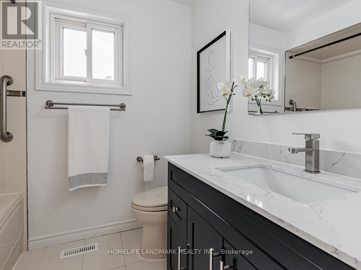 9 Eastman Crescent, Newmarket, Ontario  L3Y 5T9 - Photo 38 - N12411601