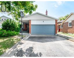 9 EASTMAN CRESCENT, Newmarket, Ontario