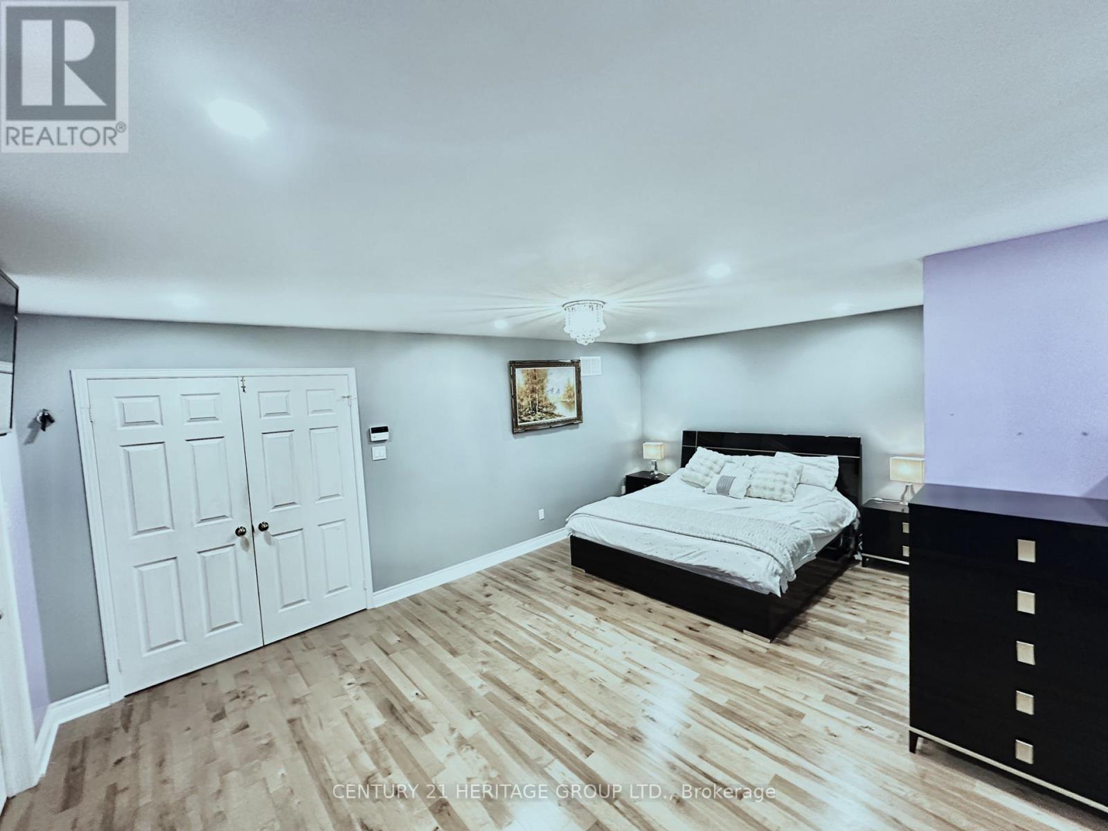 192 Covent Crescent, Aurora, Ontario  L4G 6P9 - Photo 18 - N12411610