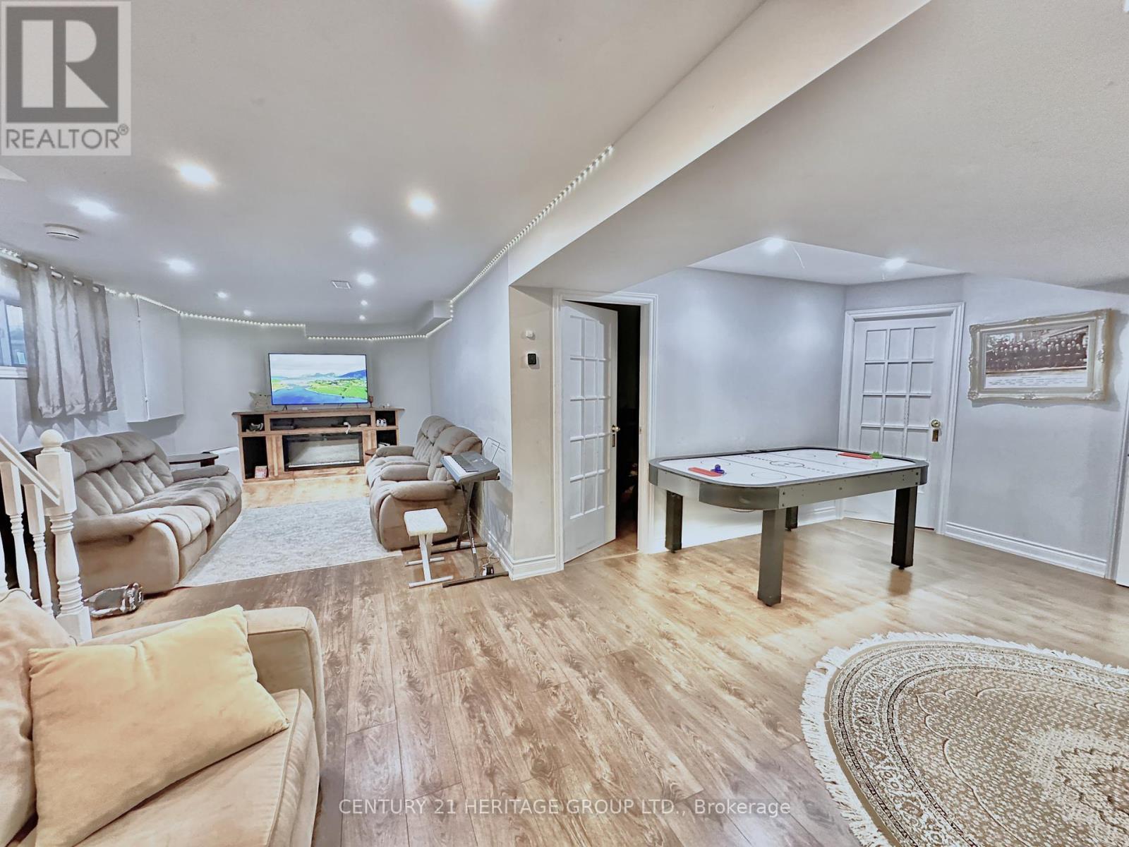 192 Covent Crescent, Aurora, Ontario  L4G 6P9 - Photo 41 - N12411610