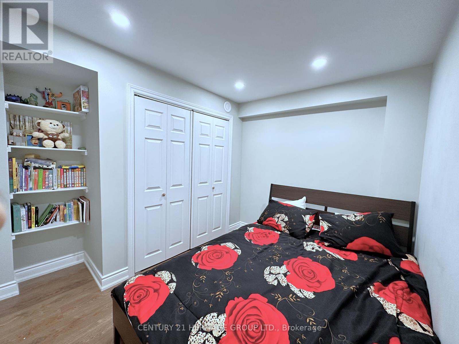 192 Covent Crescent, Aurora, Ontario  L4G 6P9 - Photo 46 - N12411610