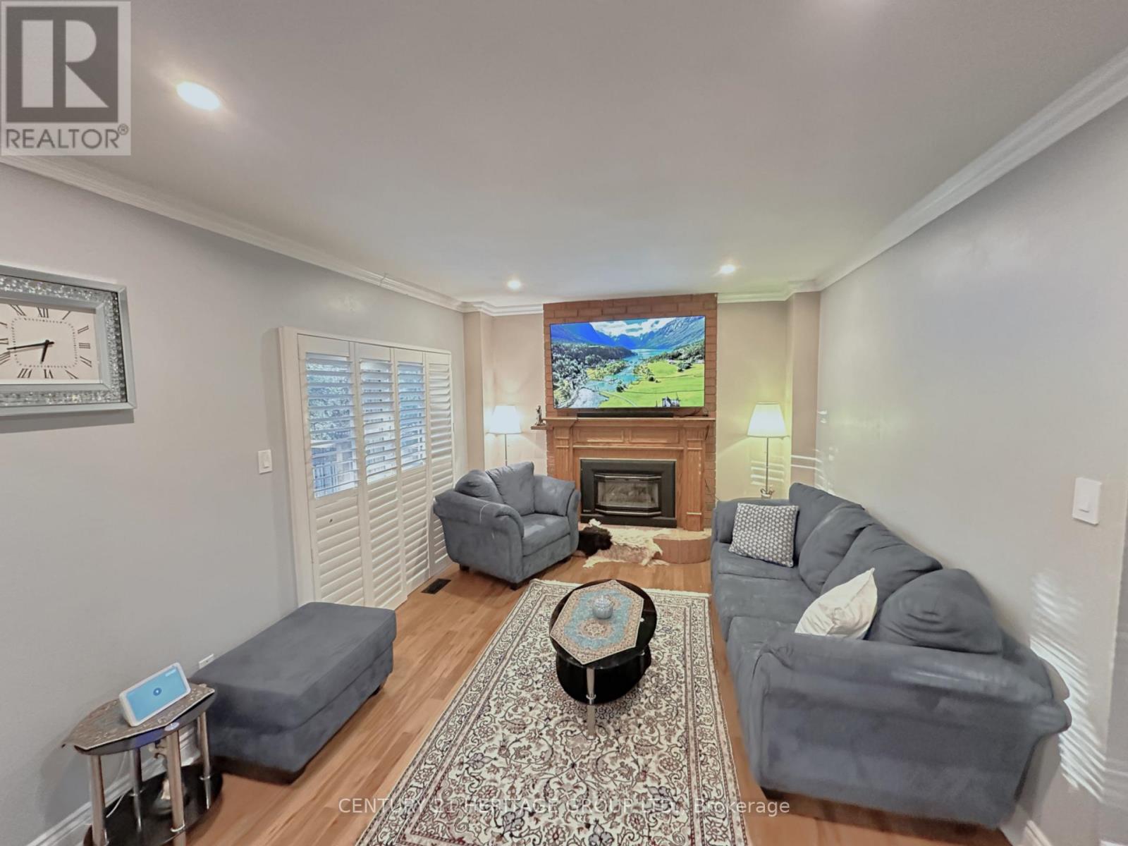 192 Covent Crescent, Aurora, Ontario  L4G 6P9 - Photo 8 - N12411610