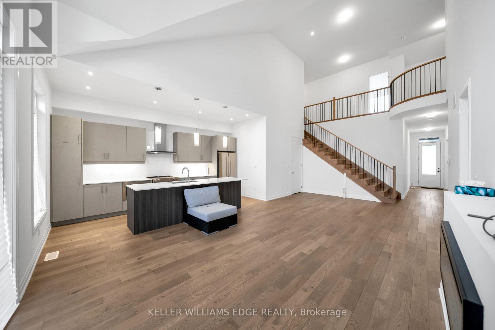 2 David Worgan Trail, Uxbridge, Ontario  L9P 0A1 - Photo 11 - N12411691