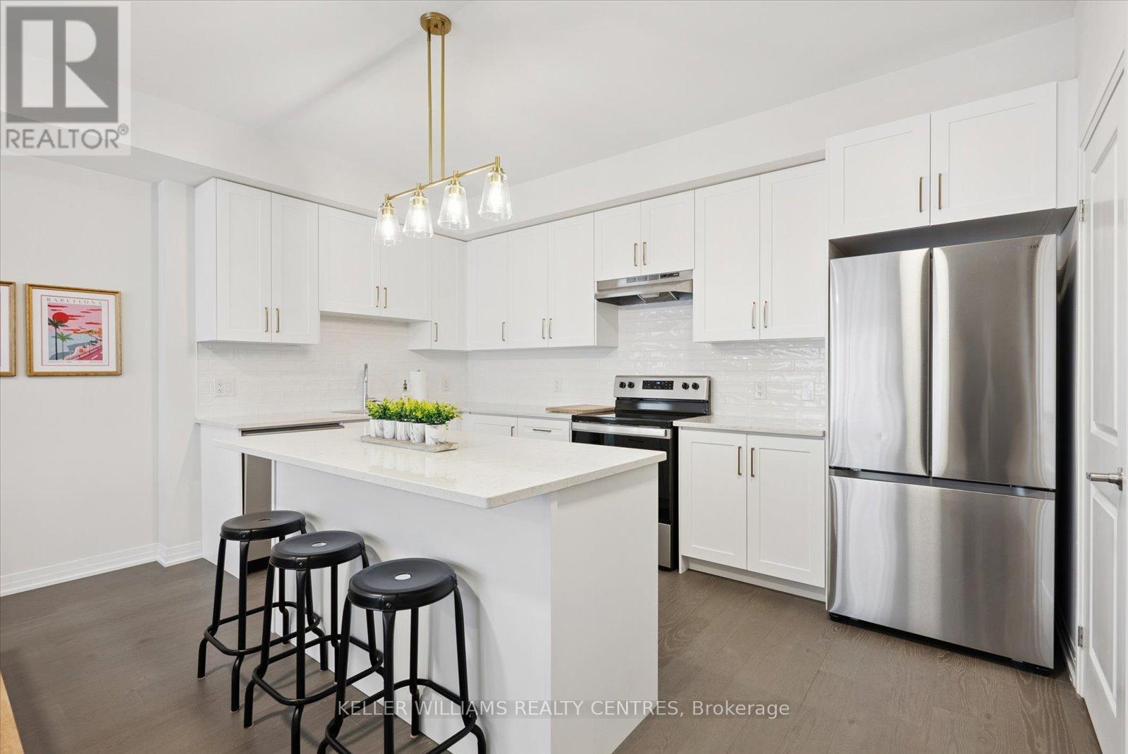 15 - 50 Baynes Way, Bradford West Gwillimbury, Ontario  L3Z 4M4 - Photo 13 - N12411698