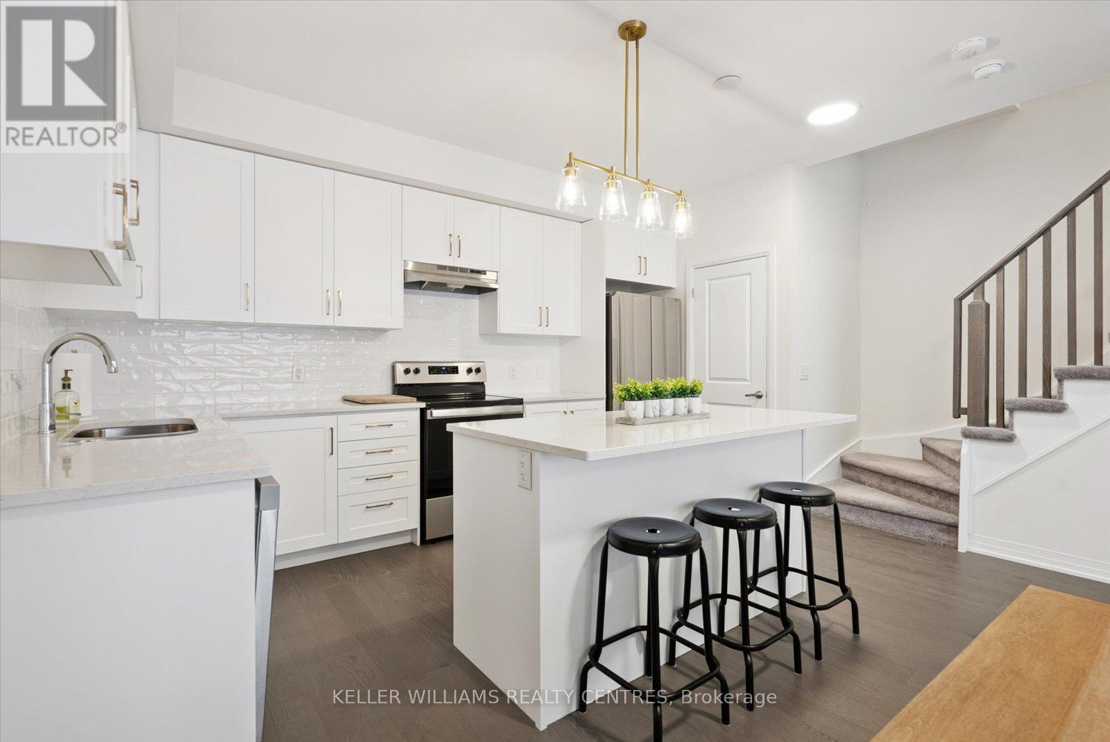 15 - 50 Baynes Way, Bradford West Gwillimbury, Ontario  L3Z 4M4 - Photo 14 - N12411698