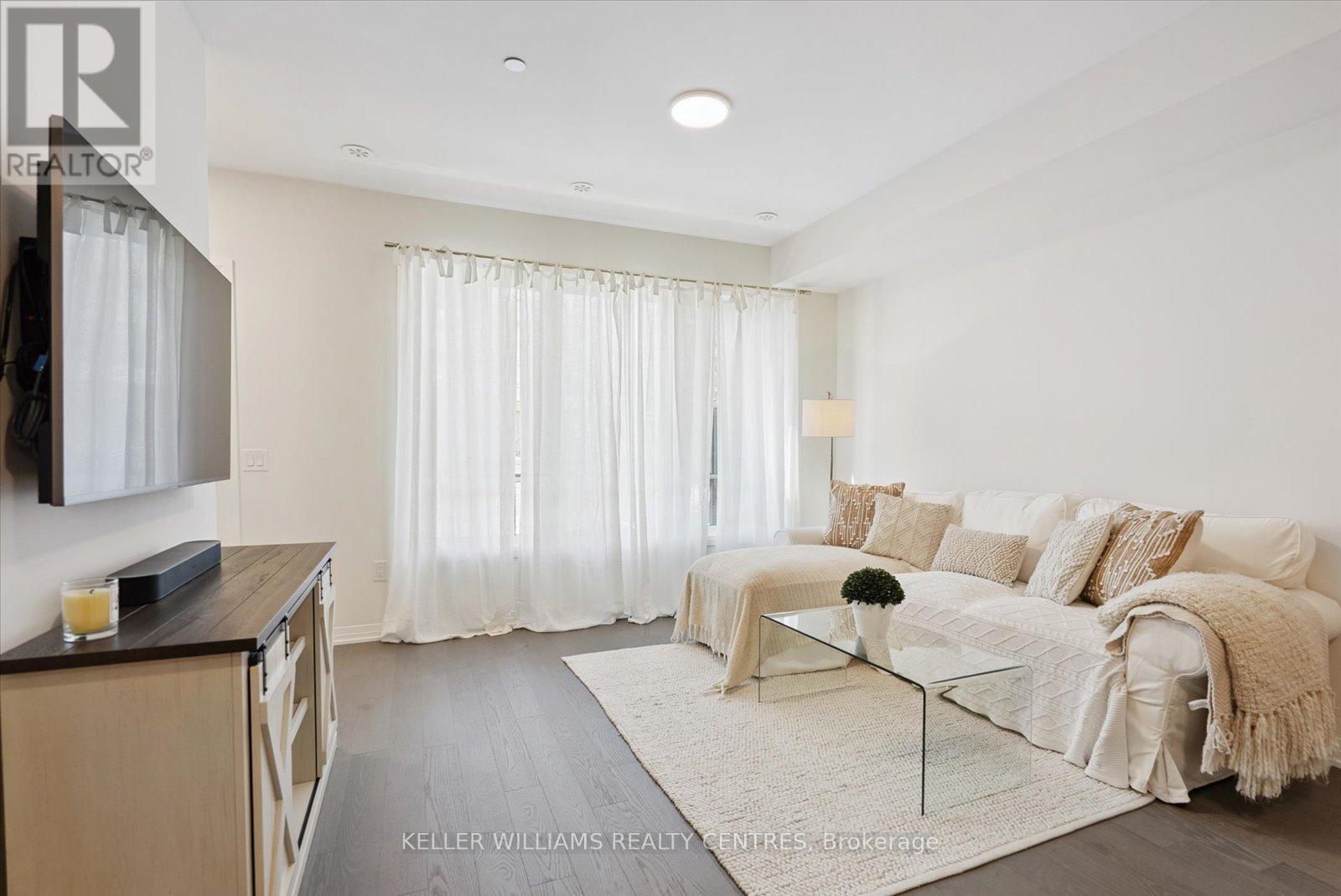 15 - 50 Baynes Way, Bradford West Gwillimbury, Ontario  L3Z 4M4 - Photo 7 - N12411698
