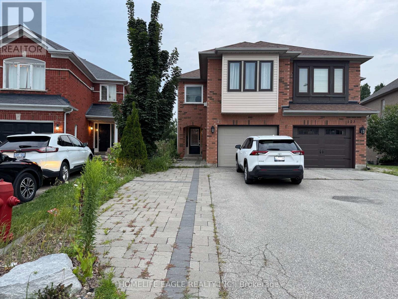 121 PRIMEAU DRIVE, Aurora, Ontario