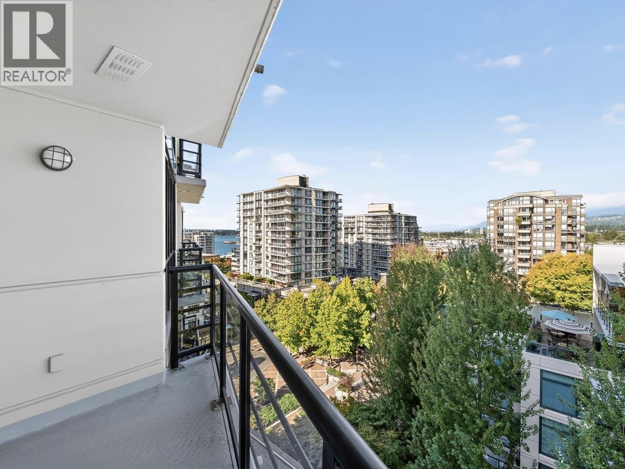907 124 W 1st Street, North Vancouver, British Columbia  V7M 3N3 - Photo 6 - R3049421