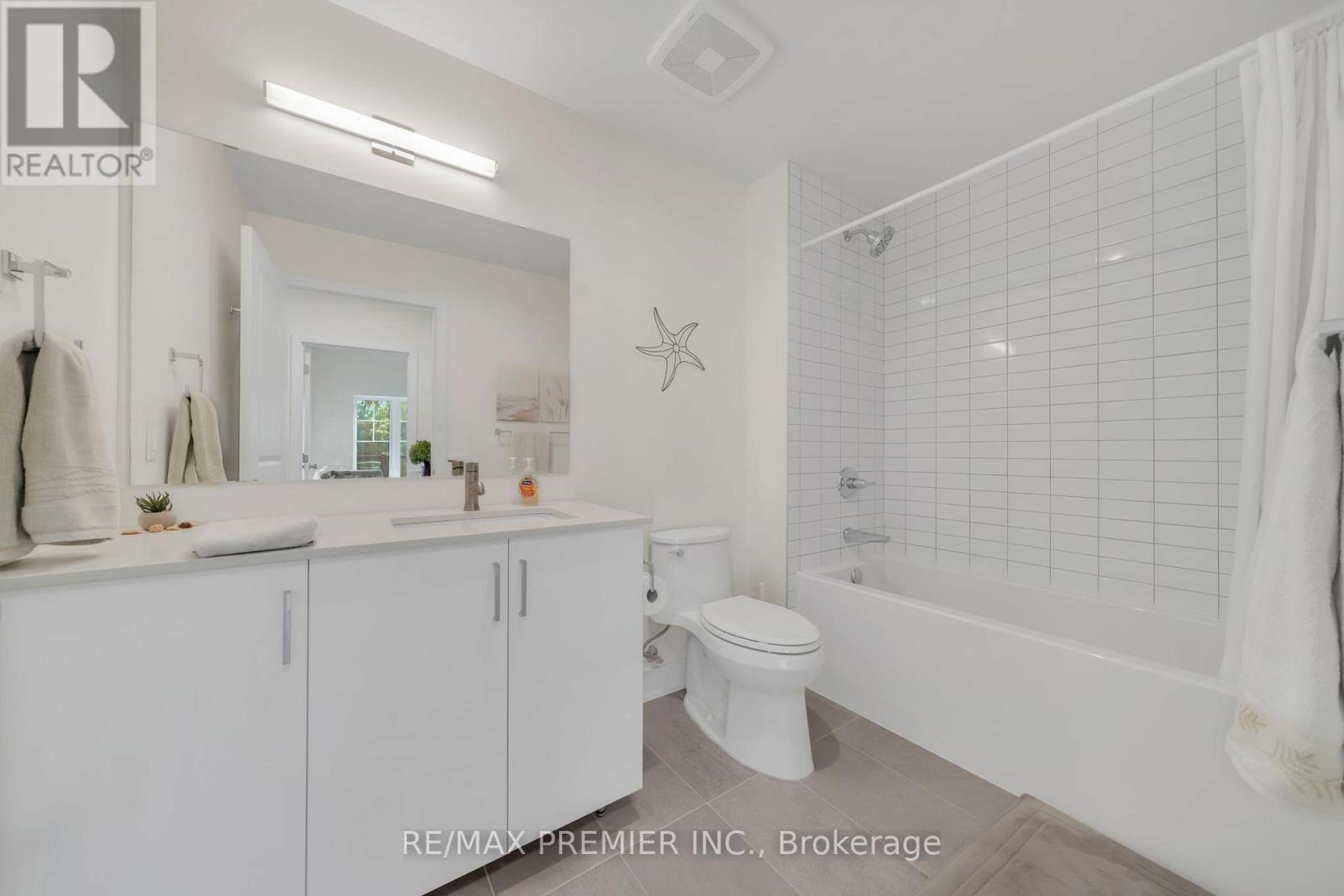 309 - 121 Mary Street, Clearview, Ontario  L0M 1G0 - Photo 17 - S12411566