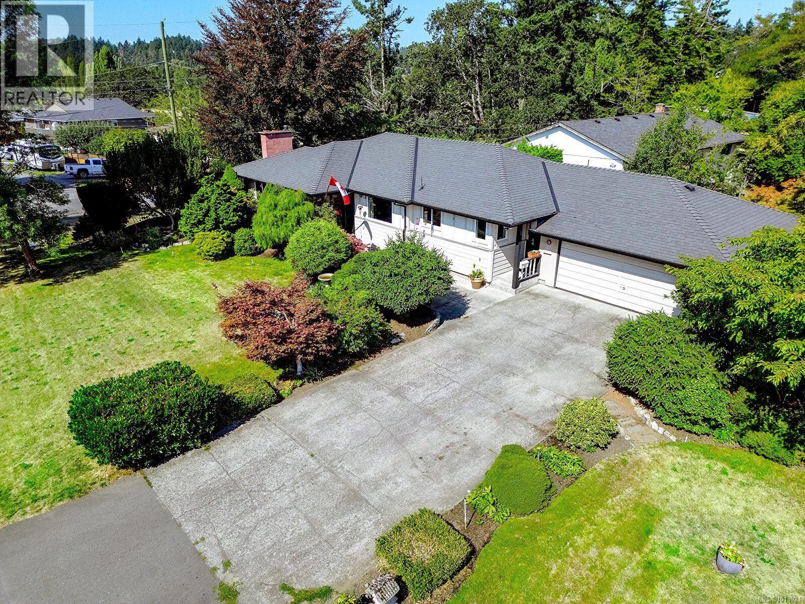 1288 Roy Rd, Saanich, British Columbia  V8Z 2X9 - Photo 2 - 1013921
