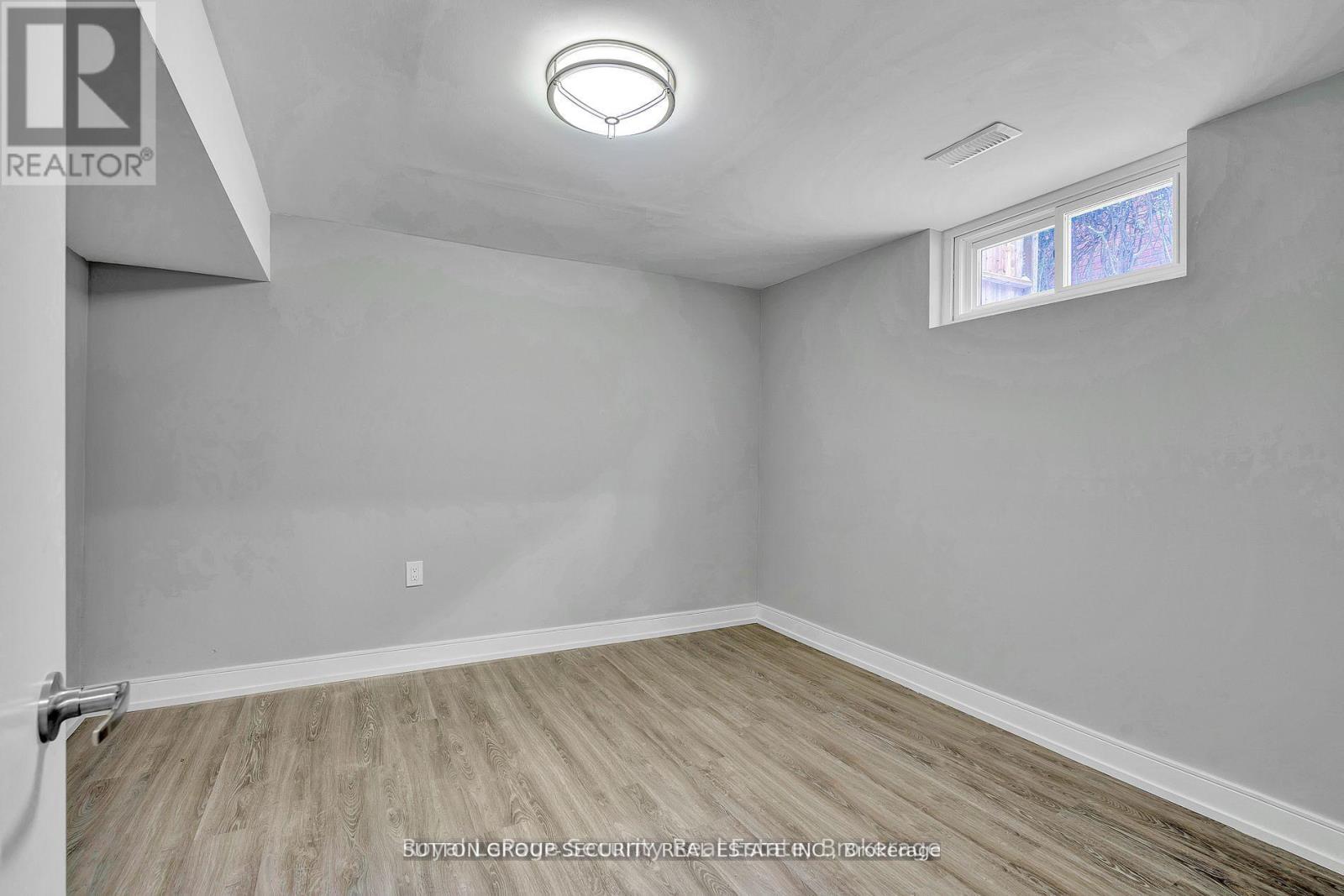 183 Sekura Street, Cambridge, Ontario  N1R 3R2 - Photo 35 - X12264249