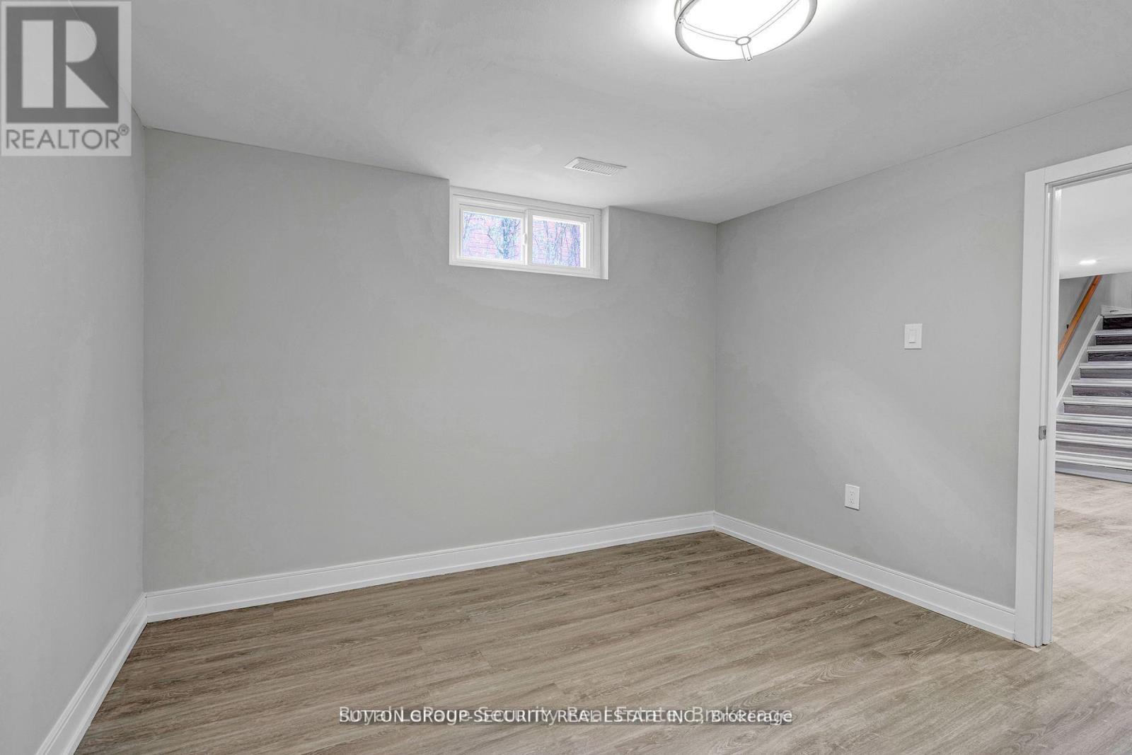 183 Sekura Street, Cambridge, Ontario  N1R 3R2 - Photo 36 - X12264249