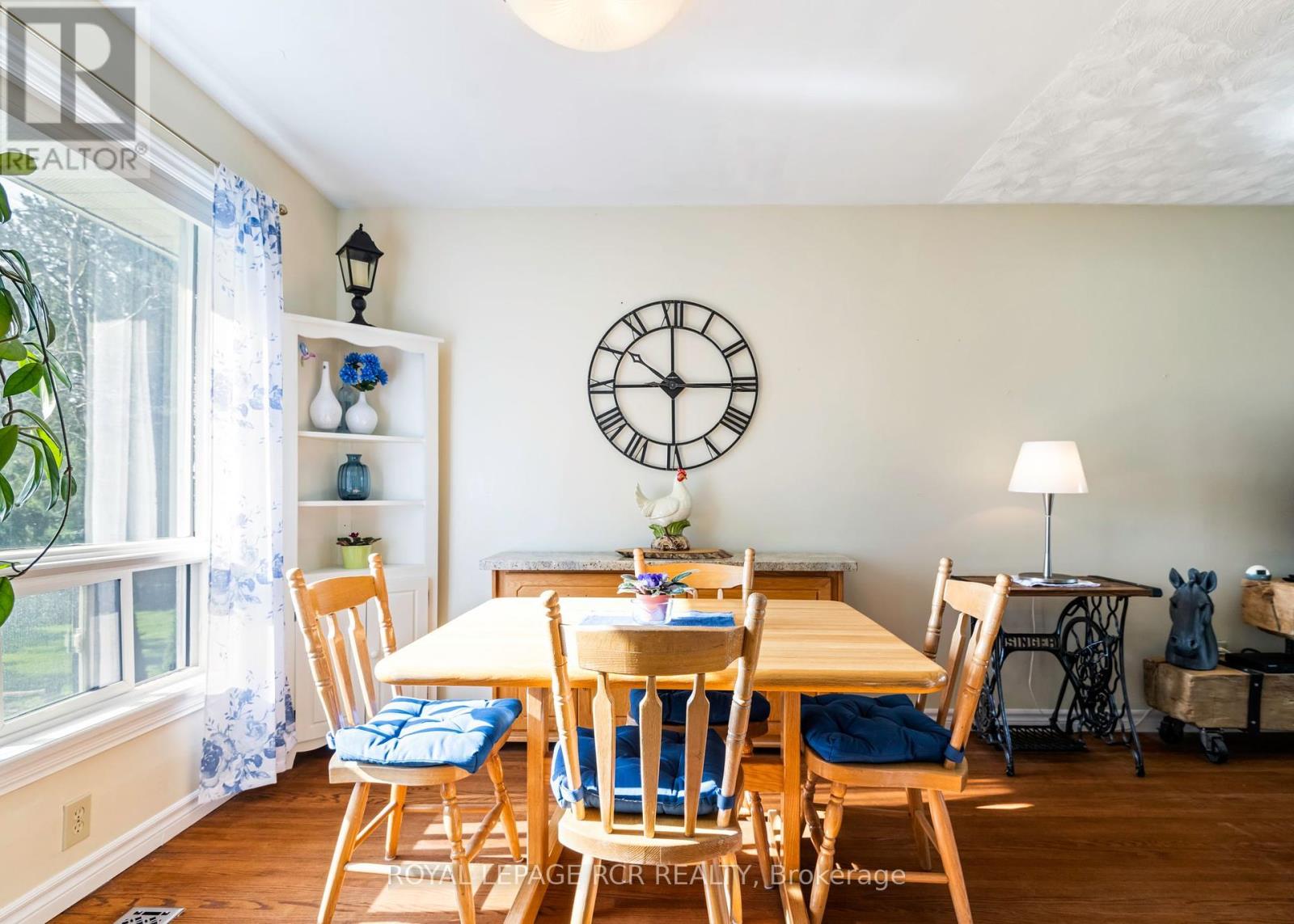 16 Barbour Drive, Erin, Ontario  N0B 1Z0 - Photo 16 - X12344181