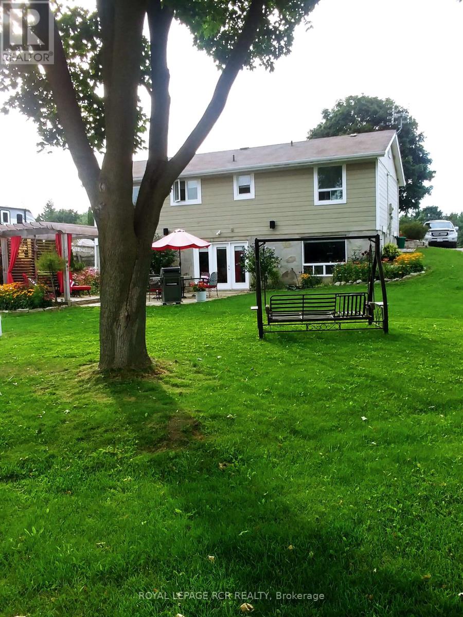 16 Barbour Drive, Erin, Ontario  N0B 1Z0 - Photo 7 - X12344181
