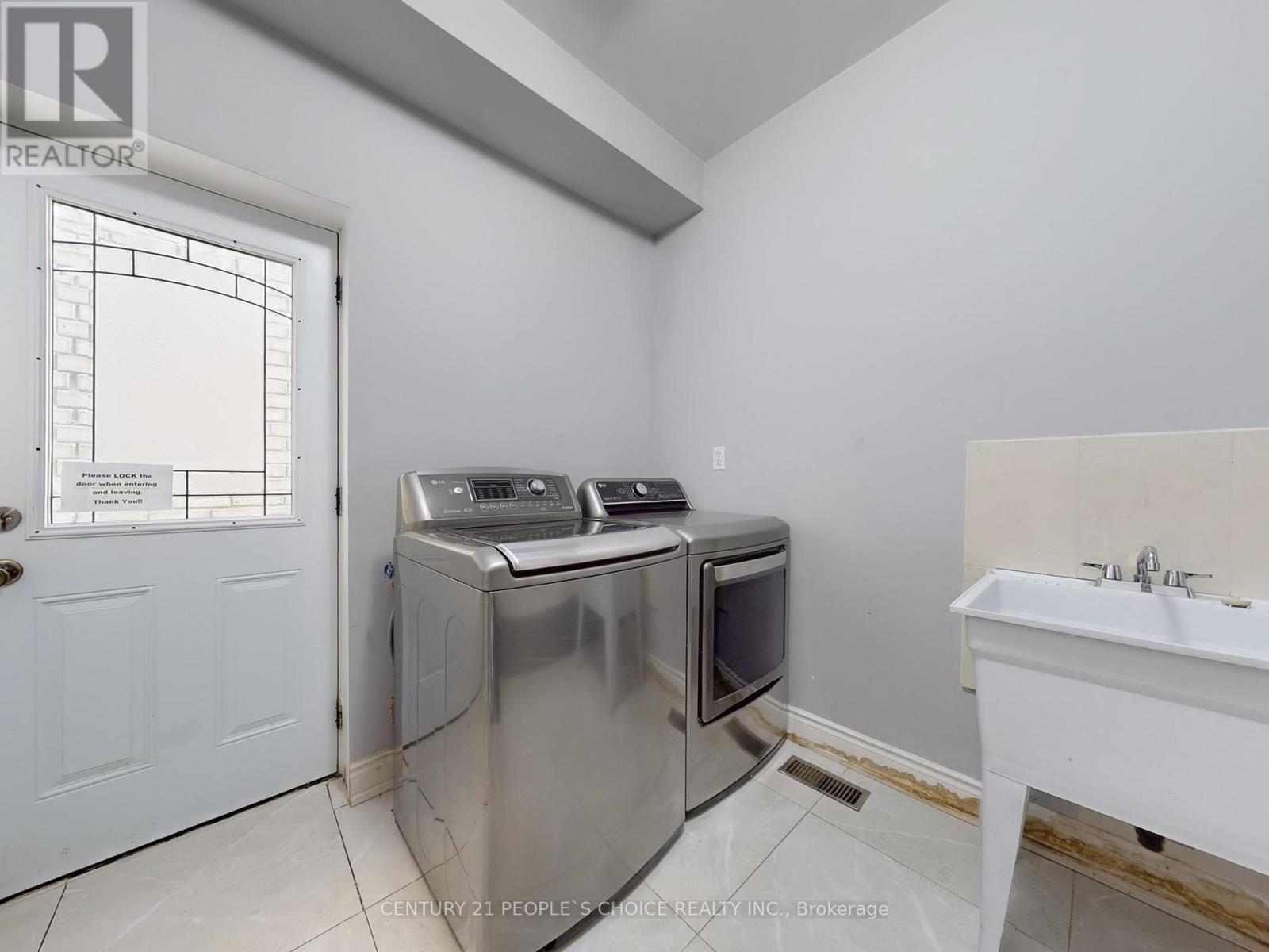 230 Edenbrook Hill Drive, Brampton, Ontario  L7A 2W7 - Photo 27 - W12411484