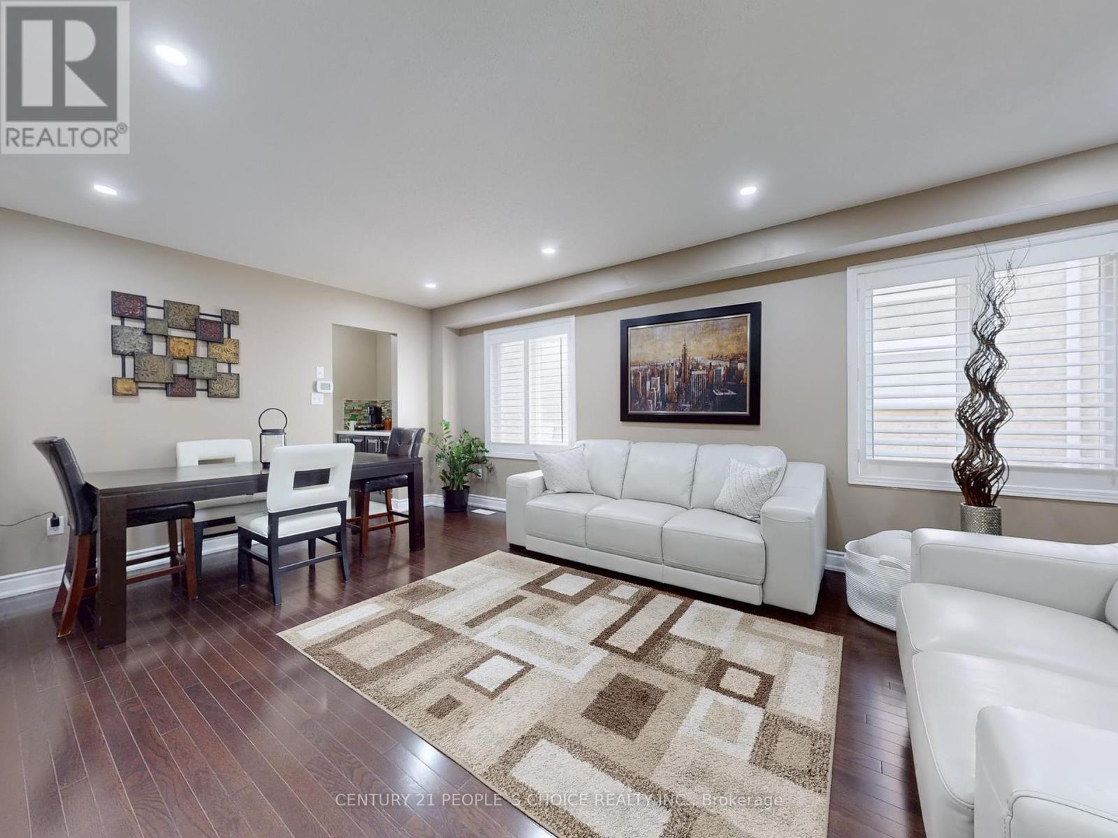 230 Edenbrook Hill Drive, Brampton, Ontario  L7A 2W7 - Photo 8 - W12411484
