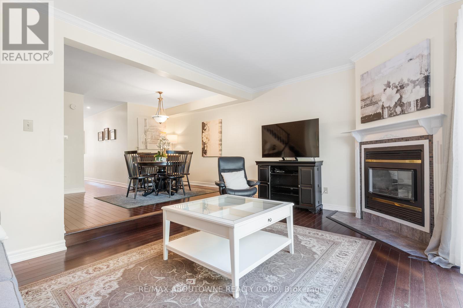 78 - 2205 South Millway, Mississauga, Ontario  L5L 3T2 - Photo 15 - W12411512