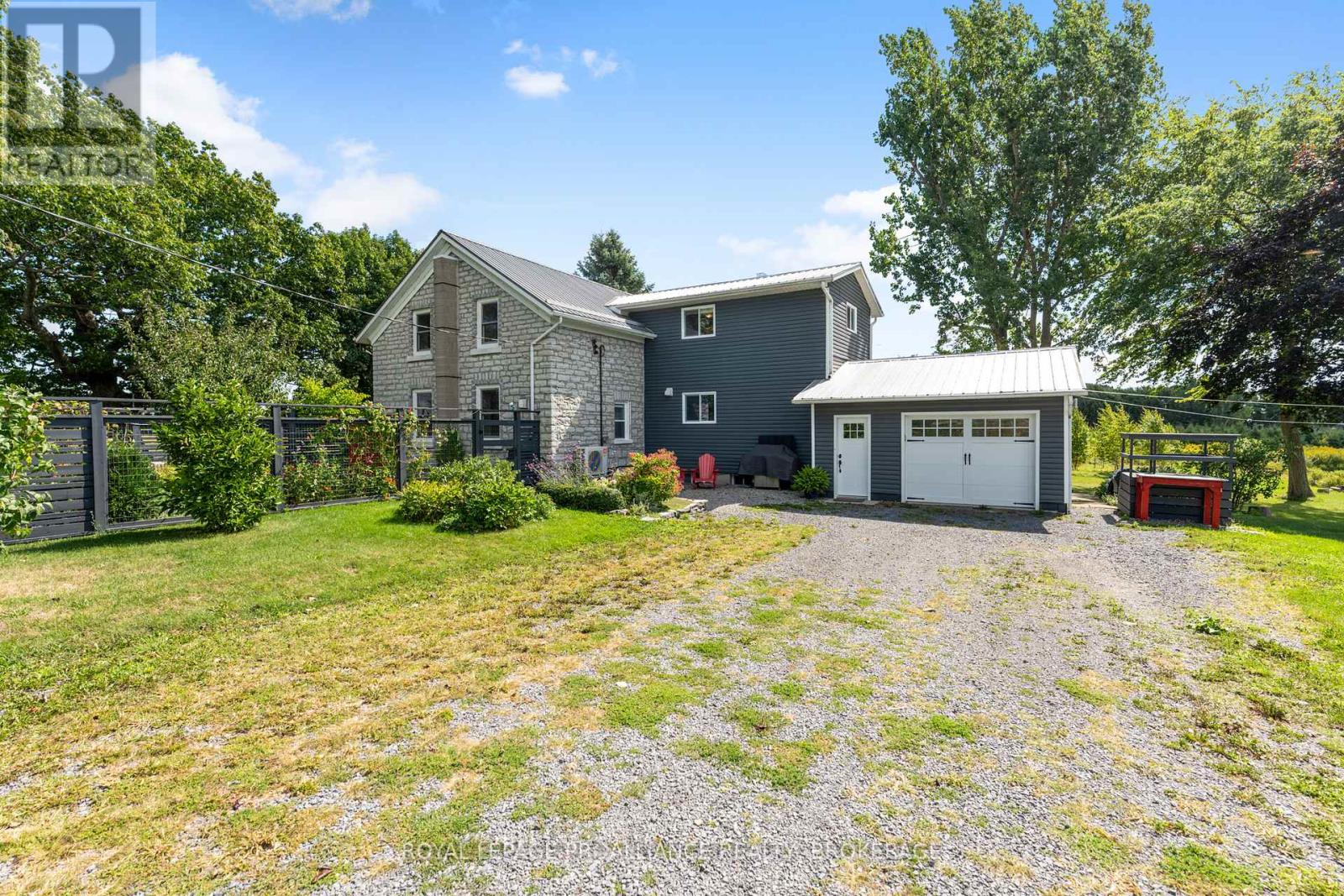 15 14th Line Road, Frontenac Islands, Ontario  K0H 2Y0 - Photo 33 - X12404543