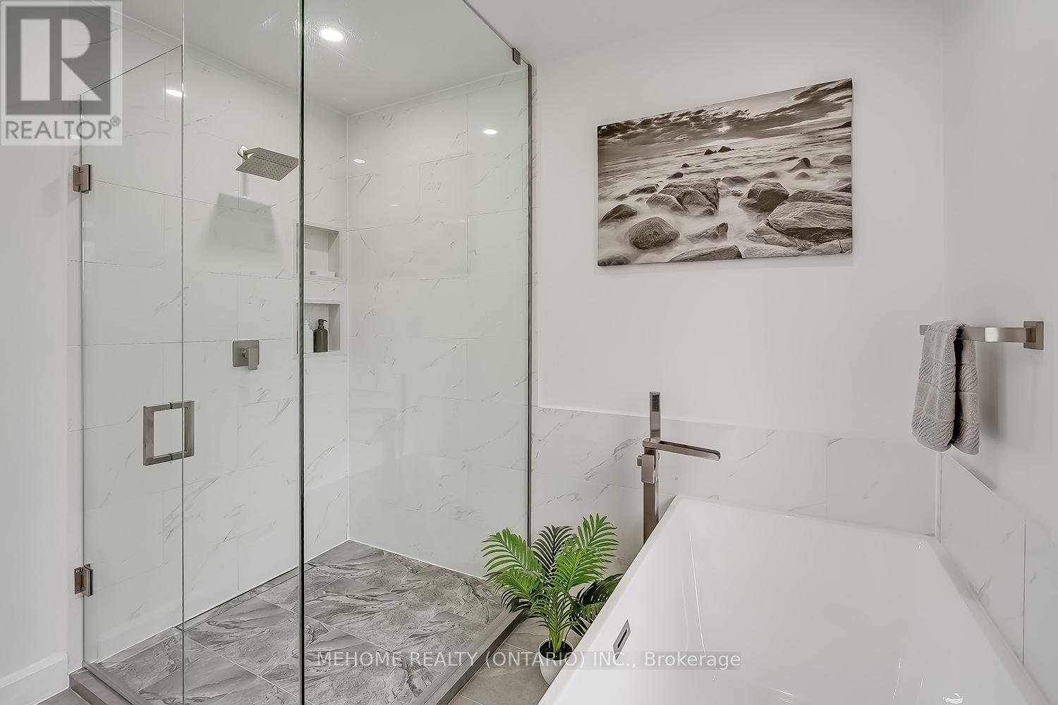 2126 Springdale Road, Oakville (Wm Westmount), Ontario  L6M 4C6 - Photo 25 - W12411554