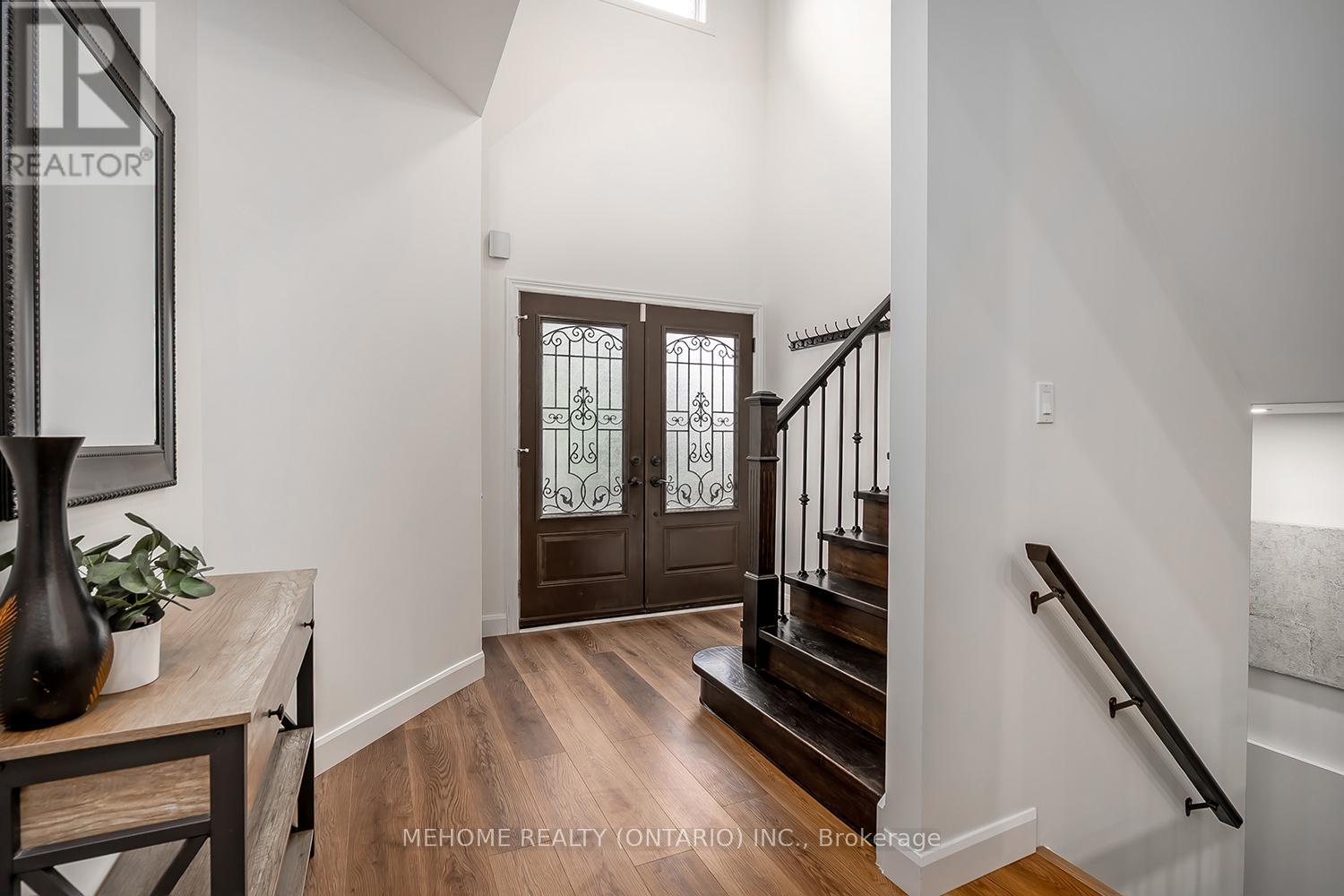 2126 Springdale Road, Oakville (Wm Westmount), Ontario  L6M 4C6 - Photo 7 - W12411554