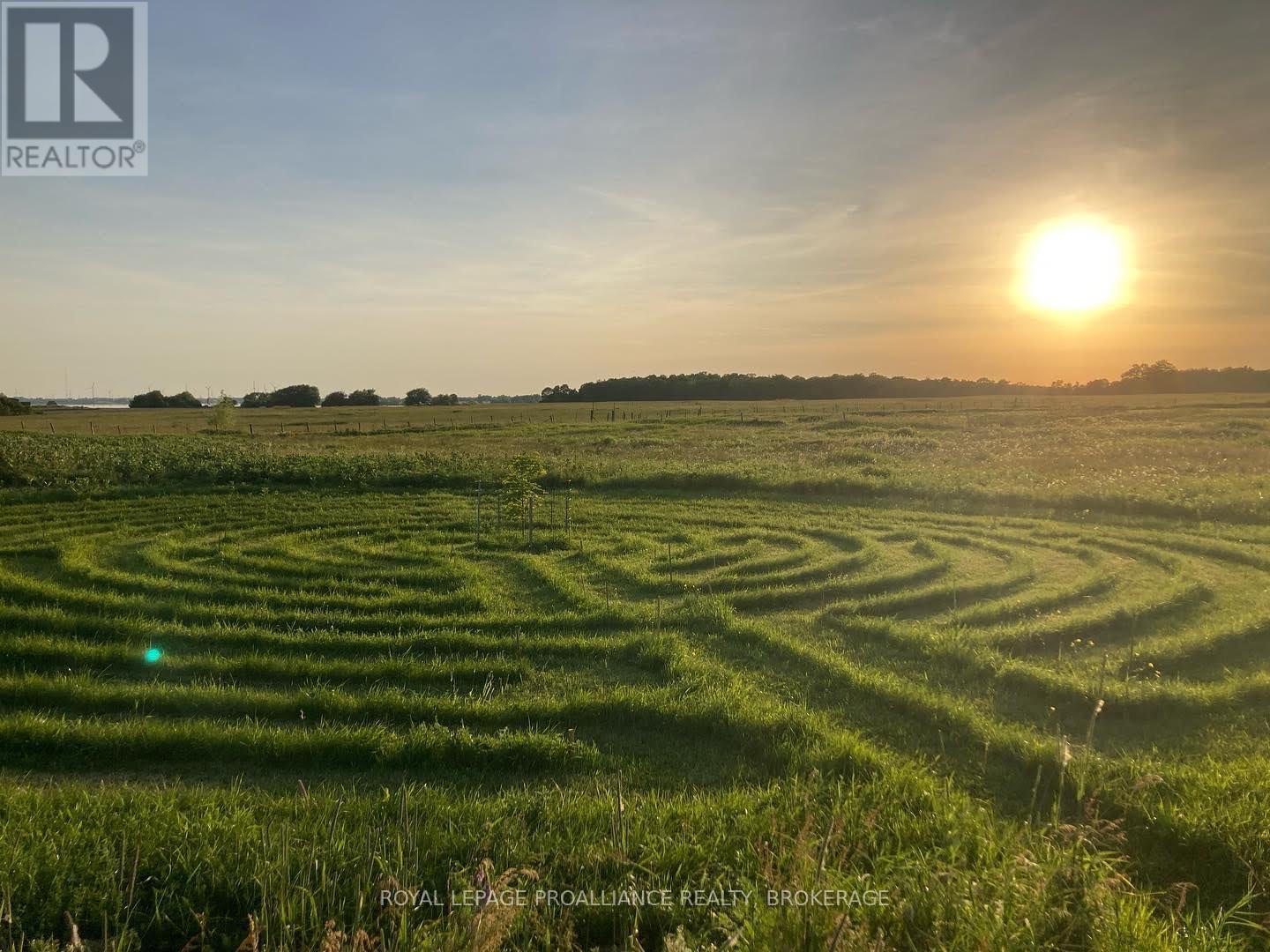 15 14th Line Road, Frontenac Islands, Ontario  K0H 2Y0 - Photo 39 - X12404543