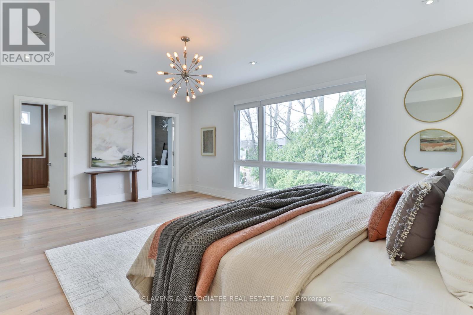 271 Jennings Crescent, Oakville, Ontario  L6L 1W3 - Photo 21 - W12411561