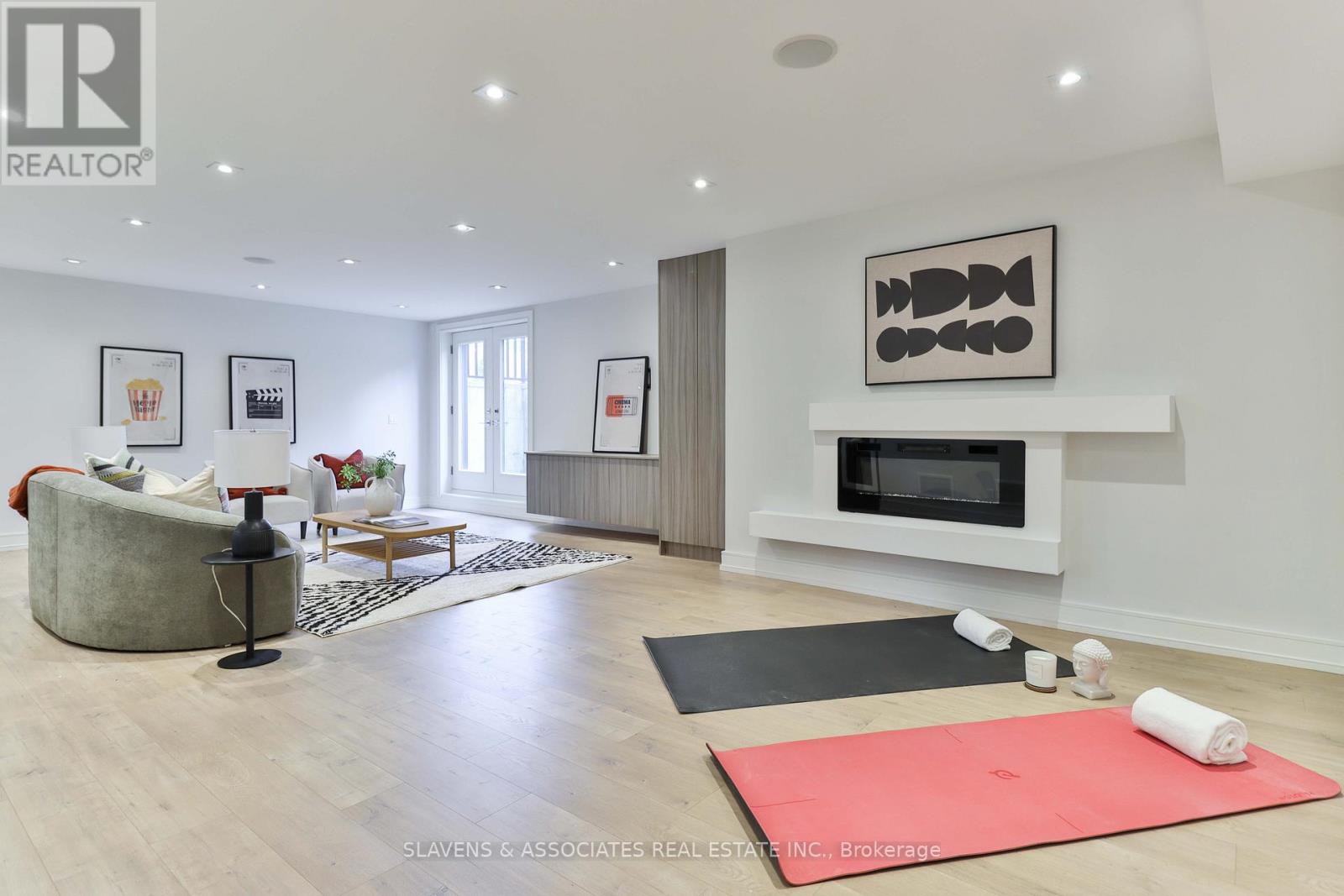 271 Jennings Crescent, Oakville, Ontario  L6L 1W3 - Photo 36 - W12411561