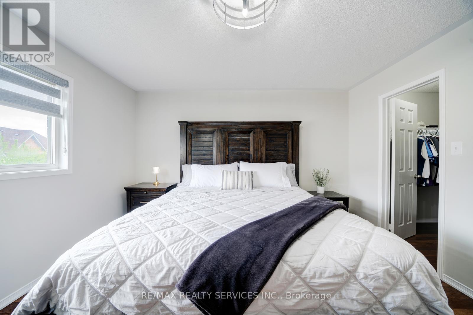 49 Woodcote Crescent, Halton Hills, Ontario  L7G 6M1 - Photo 26 - W12411565