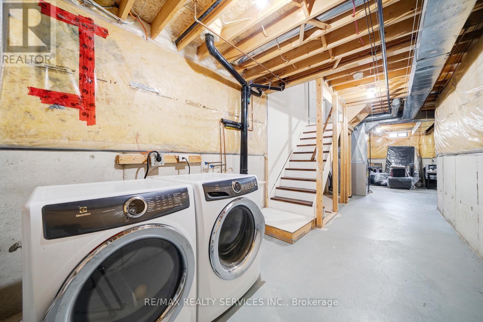 49 Woodcote Crescent, Halton Hills, Ontario  L7G 6M1 - Photo 40 - W12411565