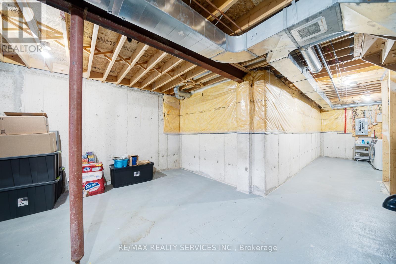 49 Woodcote Crescent, Halton Hills, Ontario  L7G 6M1 - Photo 43 - W12411565