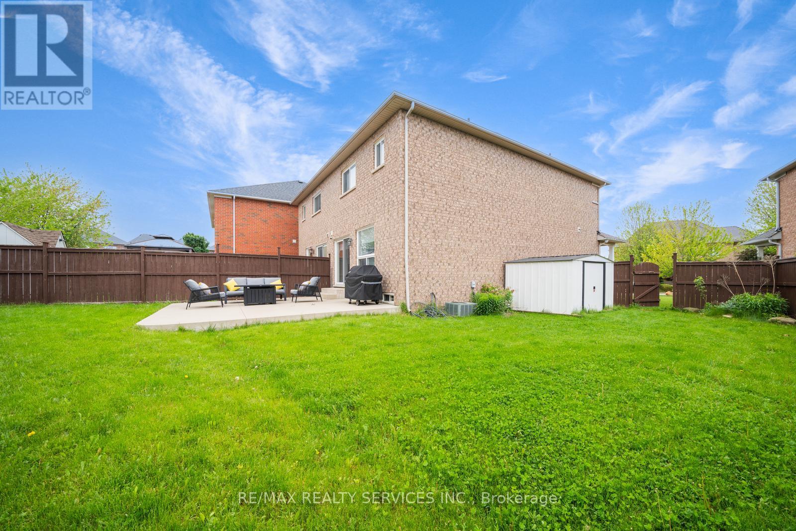 49 Woodcote Crescent, Halton Hills, Ontario  L7G 6M1 - Photo 44 - W12411565