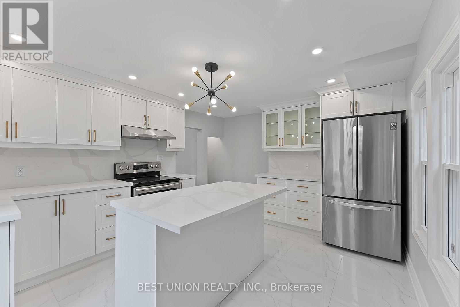 15 Burlington Street, Toronto, Ontario  M8V 2L1 - Photo 7 - W12411573
