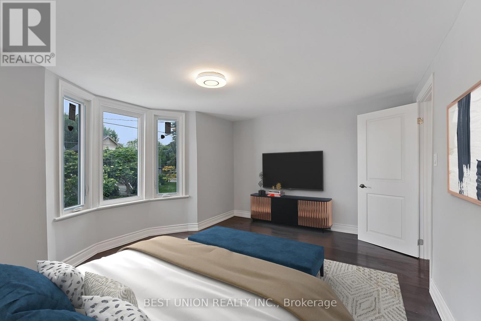 15 Burlington Street, Toronto, Ontario  M8V 2L1 - Photo 9 - W12411573
