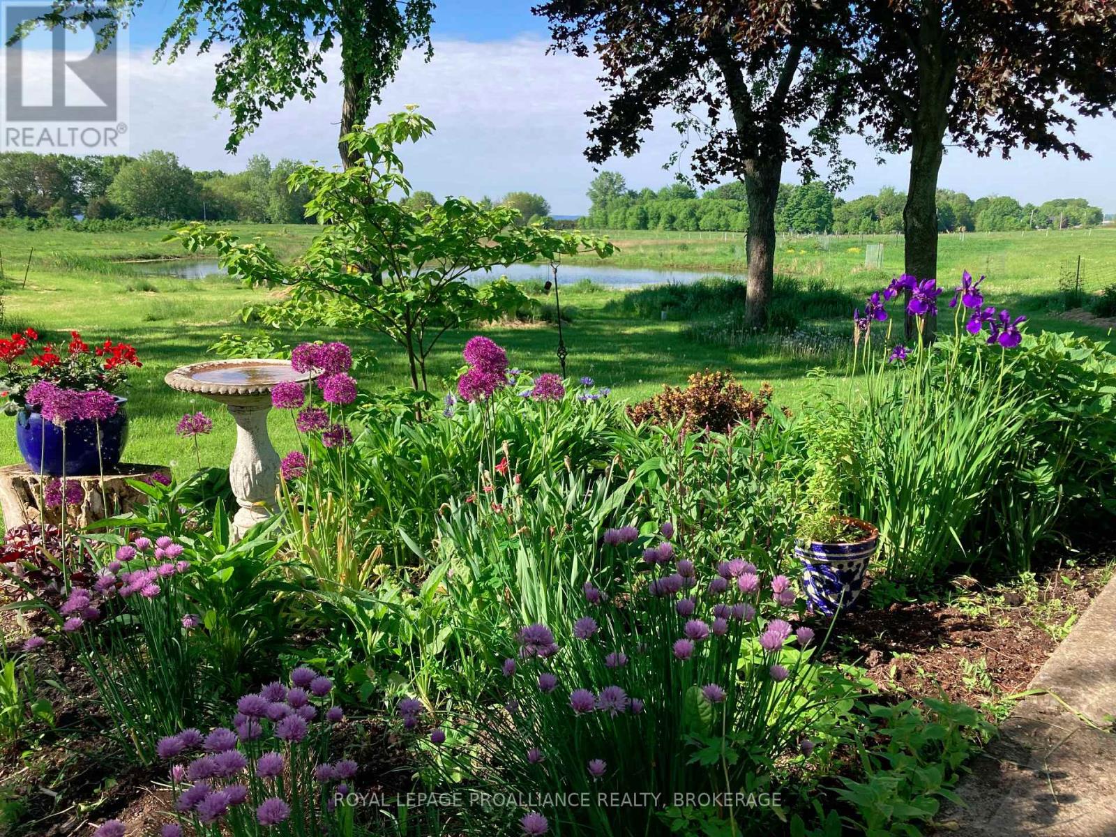 15 14th Line Road, Frontenac Islands, Ontario  K0H 2Y0 - Photo 45 - X12404543