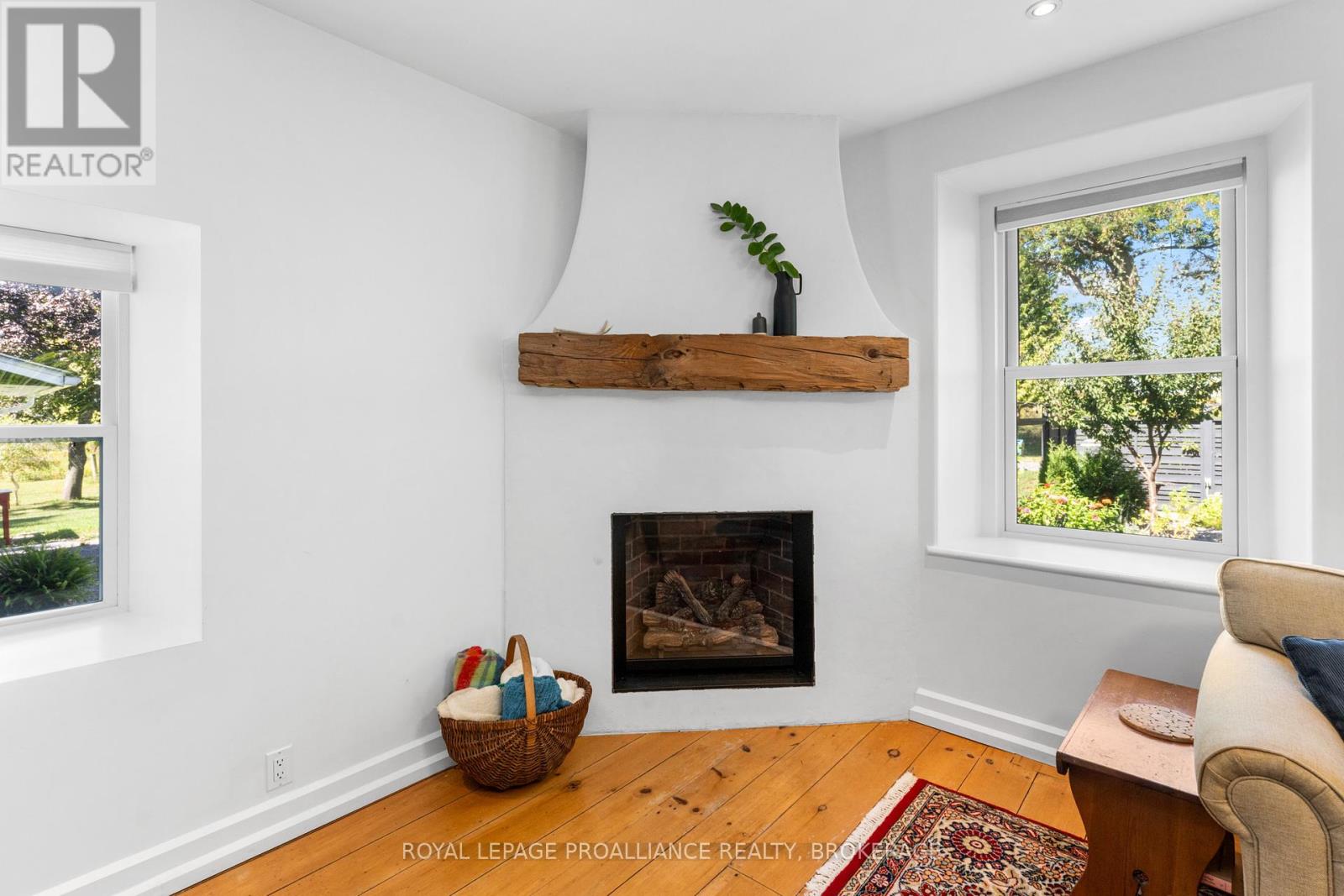 15 14th Line Road, Frontenac Islands, Ontario  K0H 2Y0 - Photo 7 - X12404543