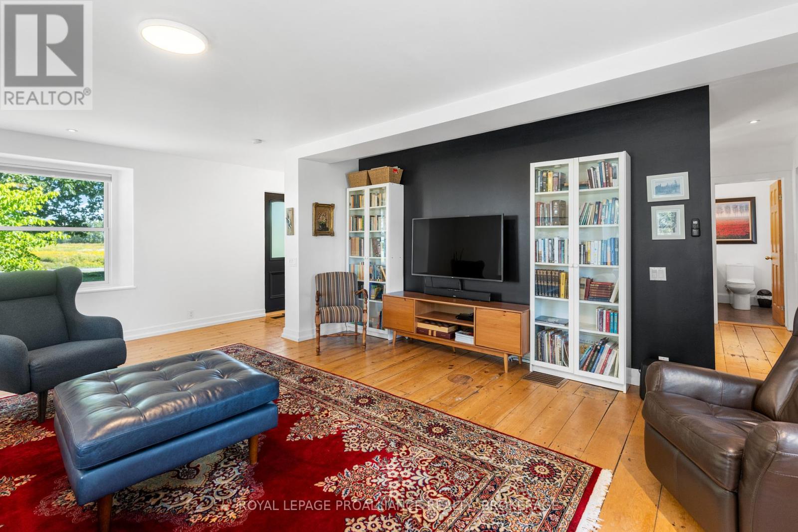 15 14th Line Road, Frontenac Islands, Ontario  K0H 2Y0 - Photo 8 - X12404543