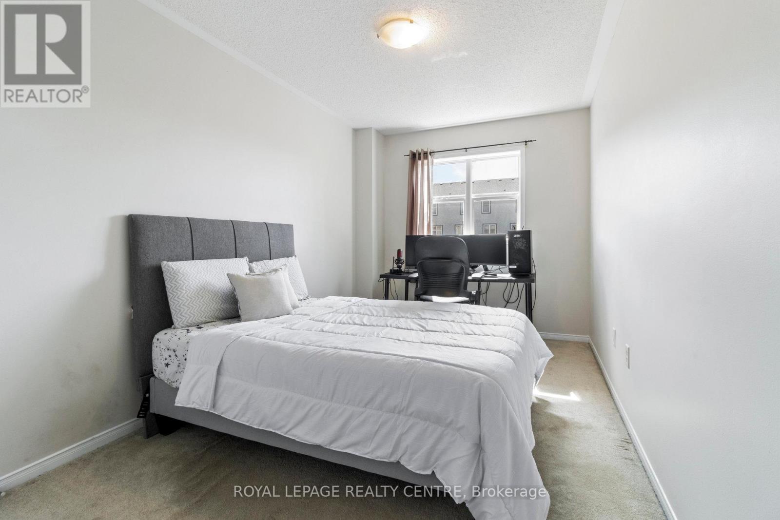 90 Georgian Drive, Oakville (Ro River Oaks), Ontario  L6H 6V1 - Photo 16 - W12411663