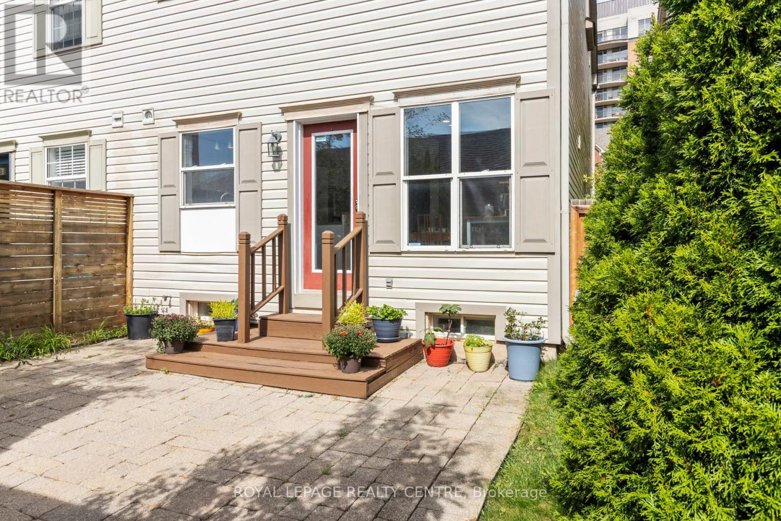 90 Georgian Drive, Oakville (Ro River Oaks), Ontario  L6H 6V1 - Photo 23 - W12411663