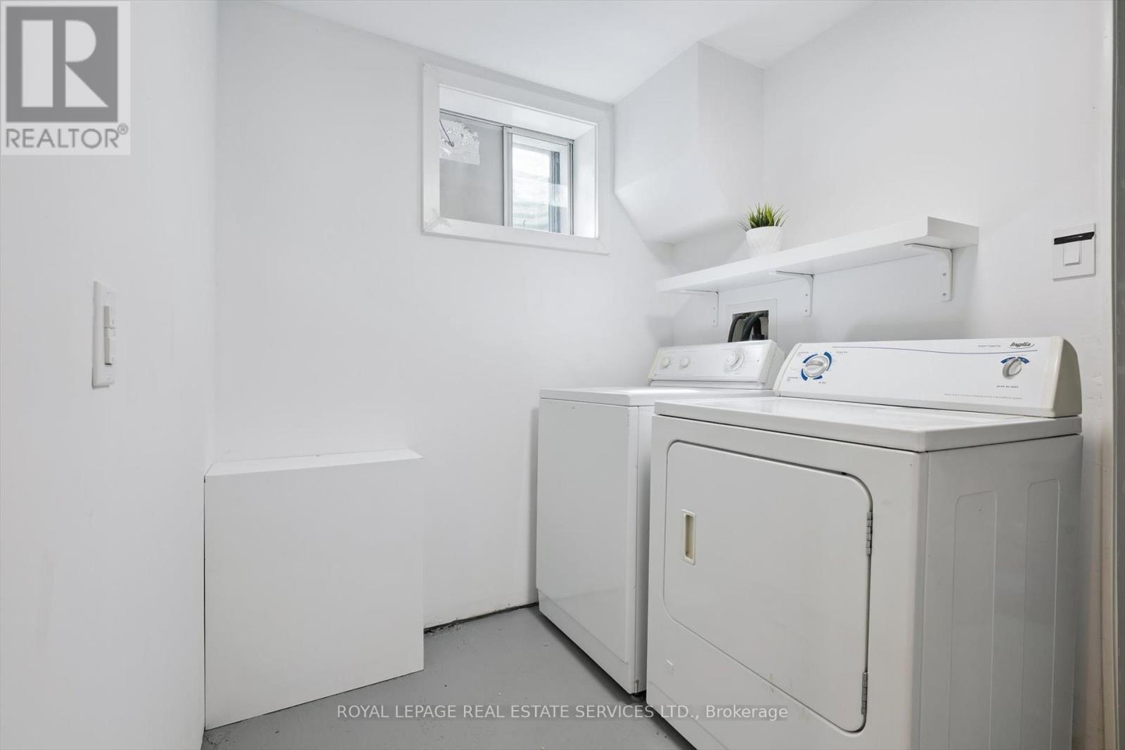 1 Hillavon Drive, Toronto, Ontario  M9B 2P4 - Photo 29 - W12411683