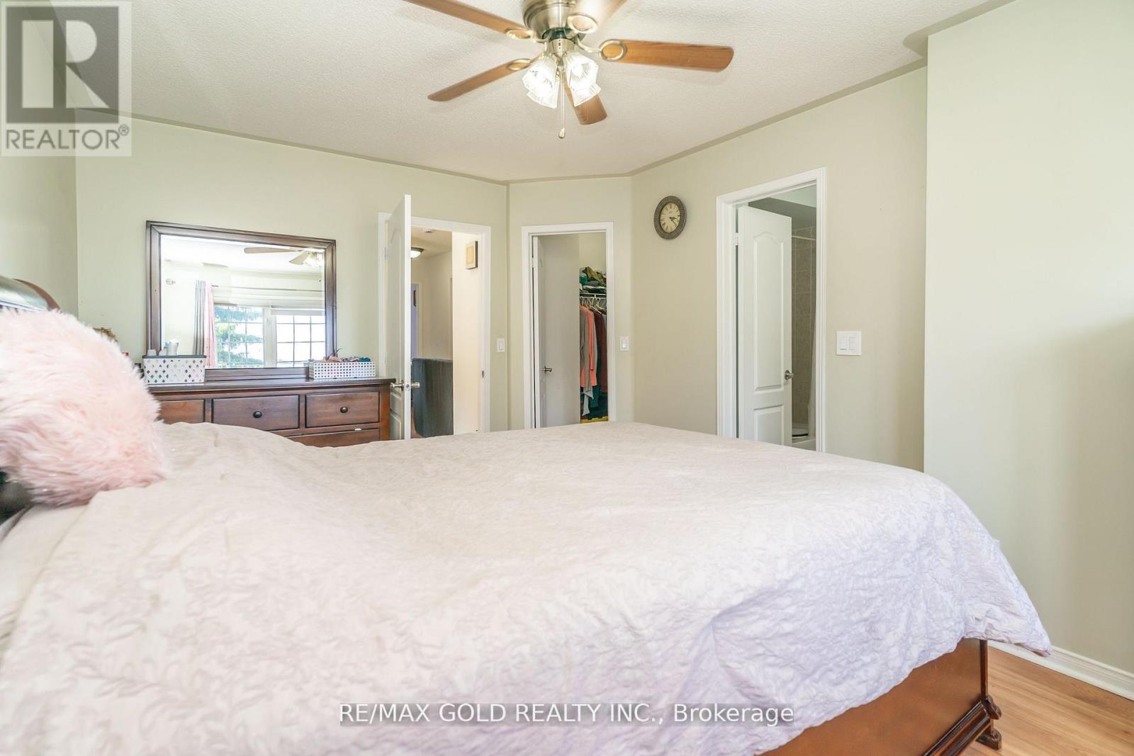 32 Rubysilver Drive, Brampton, Ontario  L6P 1P9 - Photo 20 - W12411703