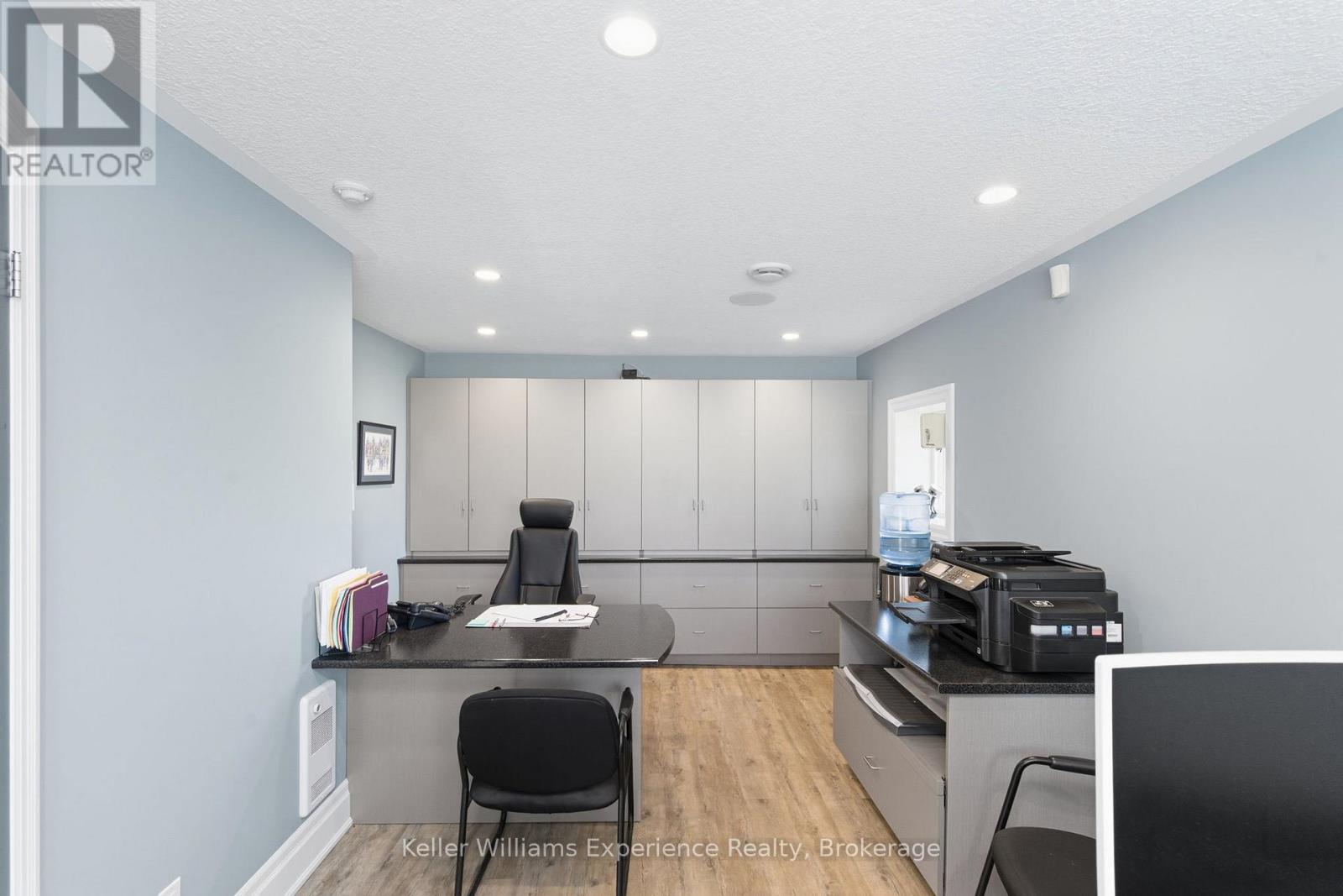 169 Elizabeth Street, Midland, Ontario  L4R 1Y3 - Photo 12 - S12411882
