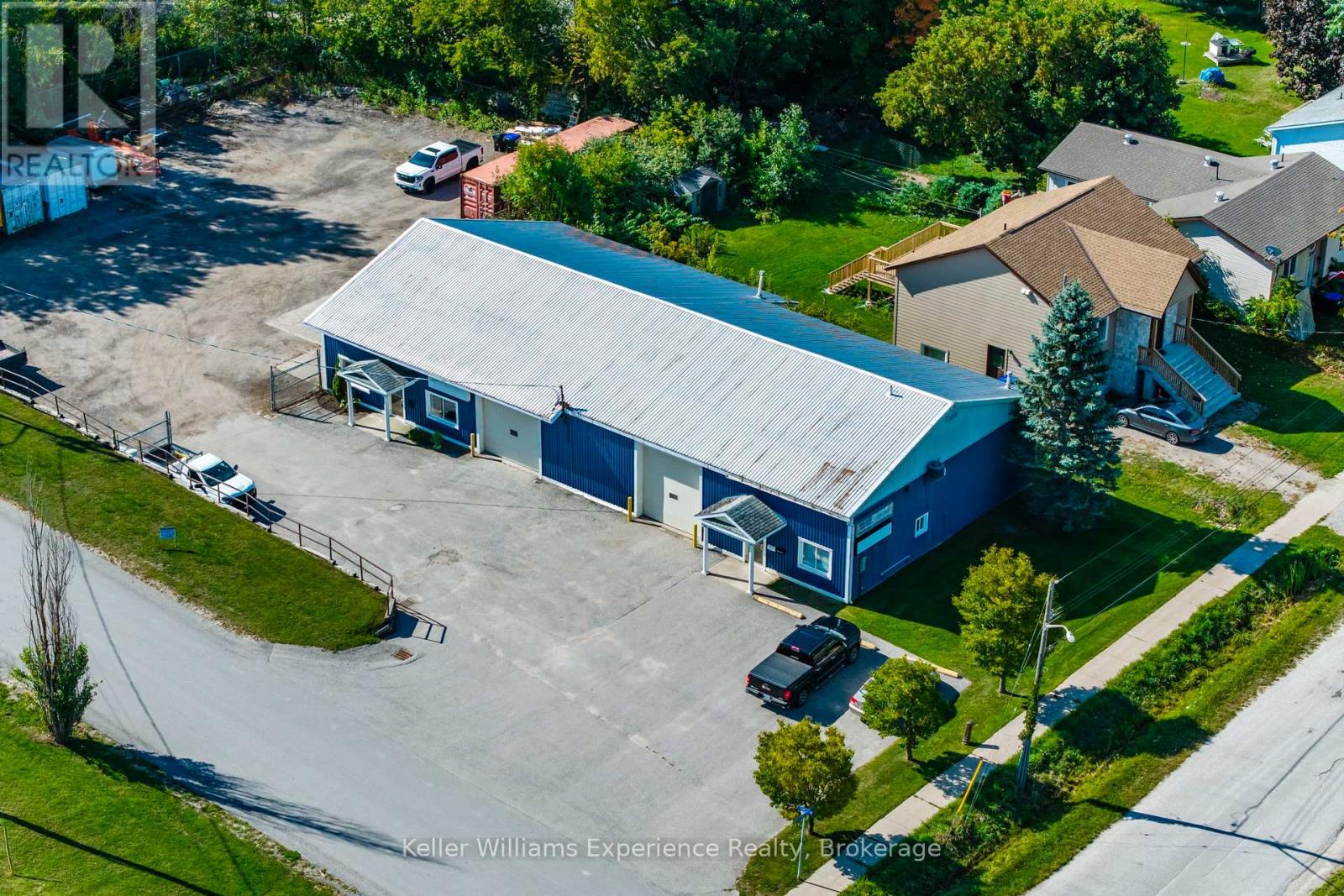 169 Elizabeth Street, Midland, Ontario  L4R 1Y3 - Photo 3 - S12411882