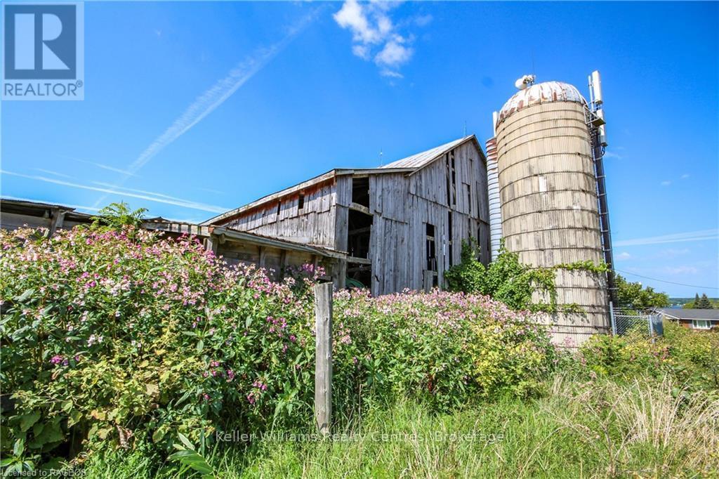 501426 Grey Road 1, Georgian Bluffs, Ontario  N0H 2T0 - Photo 23 - X12411892
