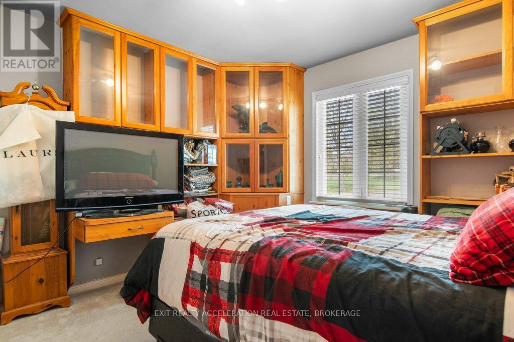 8738 County Road 2 W, Greater Napanee, Ontario  K7R 3L1 - Photo 12 - X12411994