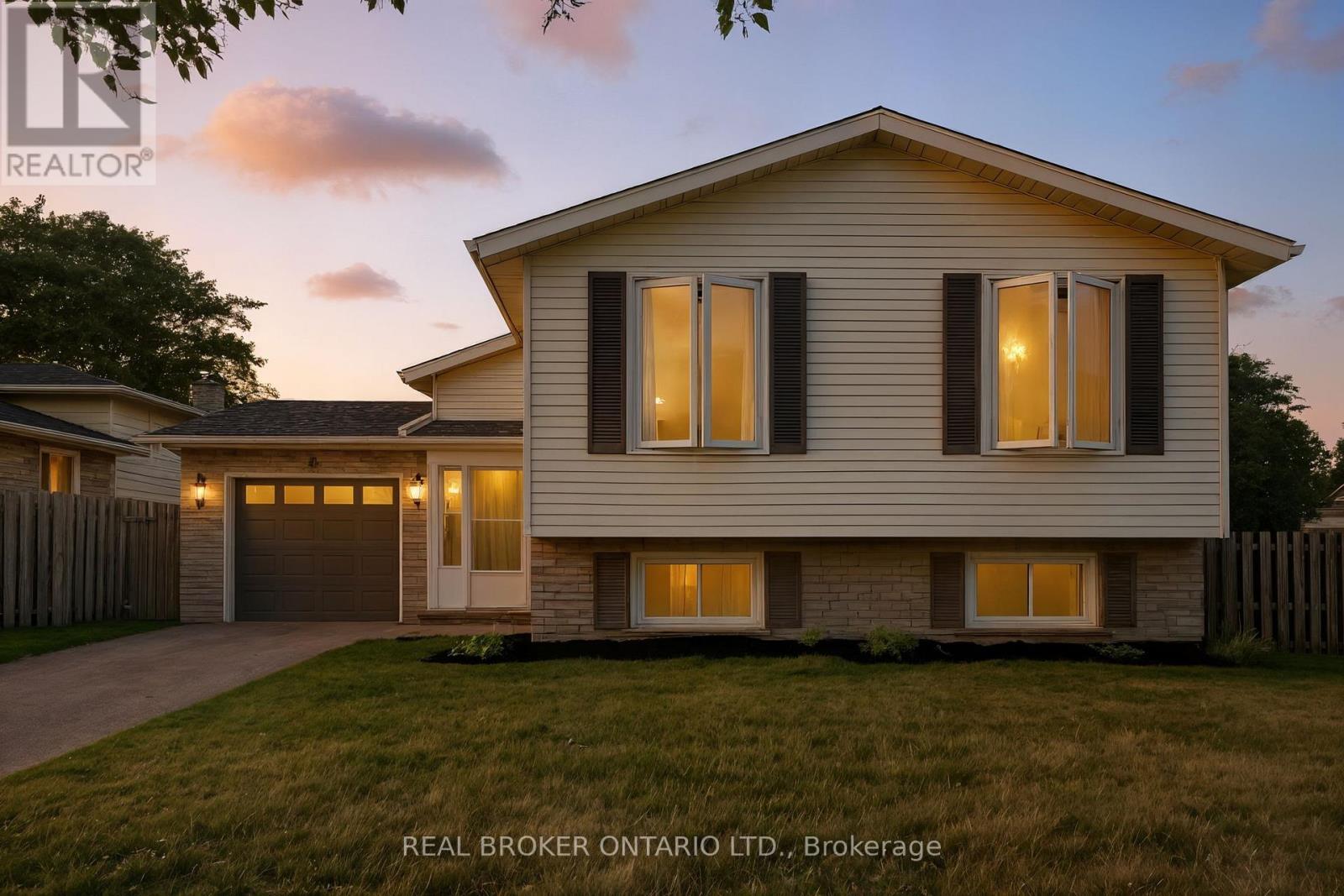 50 VISCOUNT ROAD, Brantford, Ontario